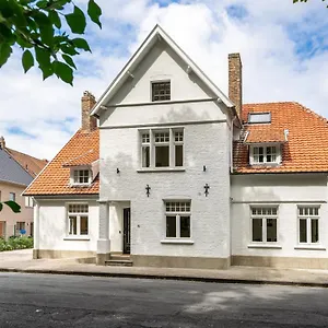 https://maison-chartreuse.bruges-hotels.info