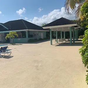 https://natures-choice-home-richmond-palms-jamaica.comcaribbean.com